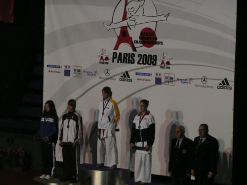 Fantasztikus magyar sikerek a párizsi kadett és junior WKF Karate EB-n!