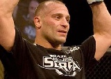 Matt Sera: '',,Matt Hughes egy idióta''
