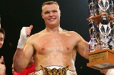 Semmy Schilt Magyarországra jön