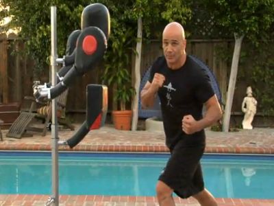 Rutten elképesztő ütésekre és rúgásokra képes Rutten elképesztő ütésekre és rúgásokra képes