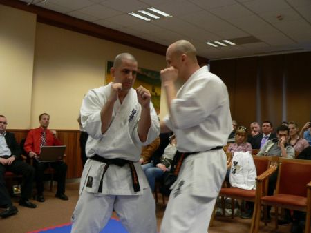 Kyo Bemutató