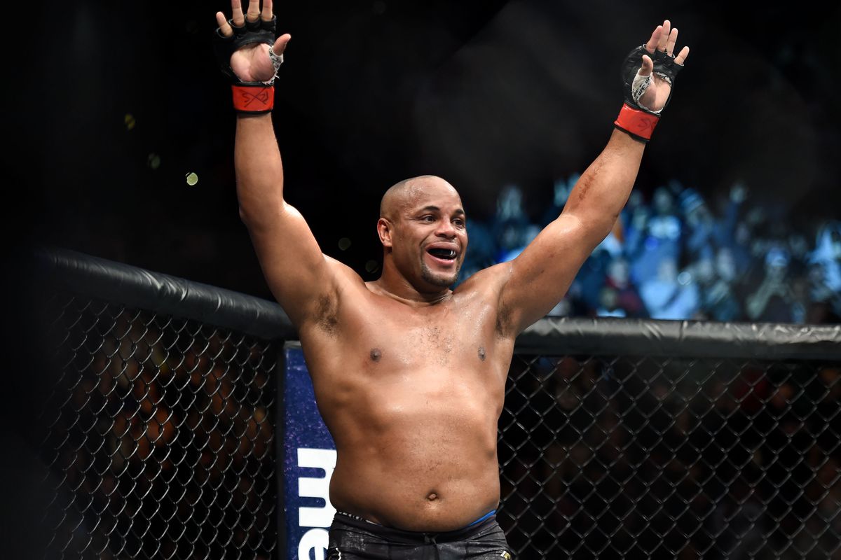 Daniel Cormier még idén megvédi bajnoki címét