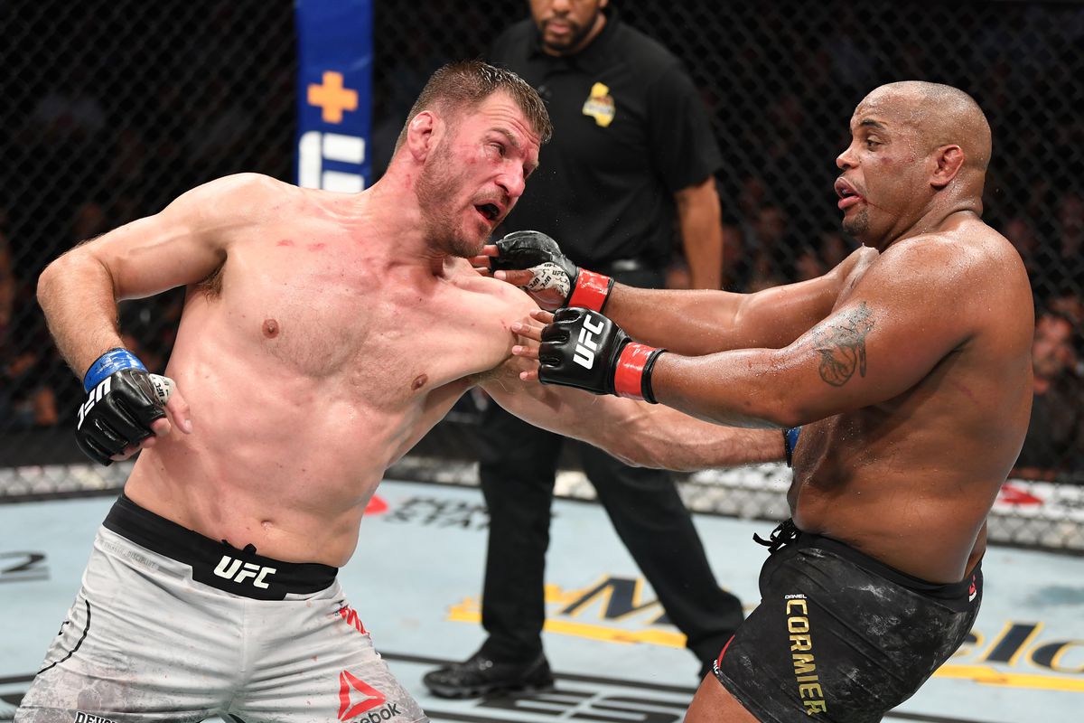 UFC 241: Miocic visszaszerezte bajnoki címét