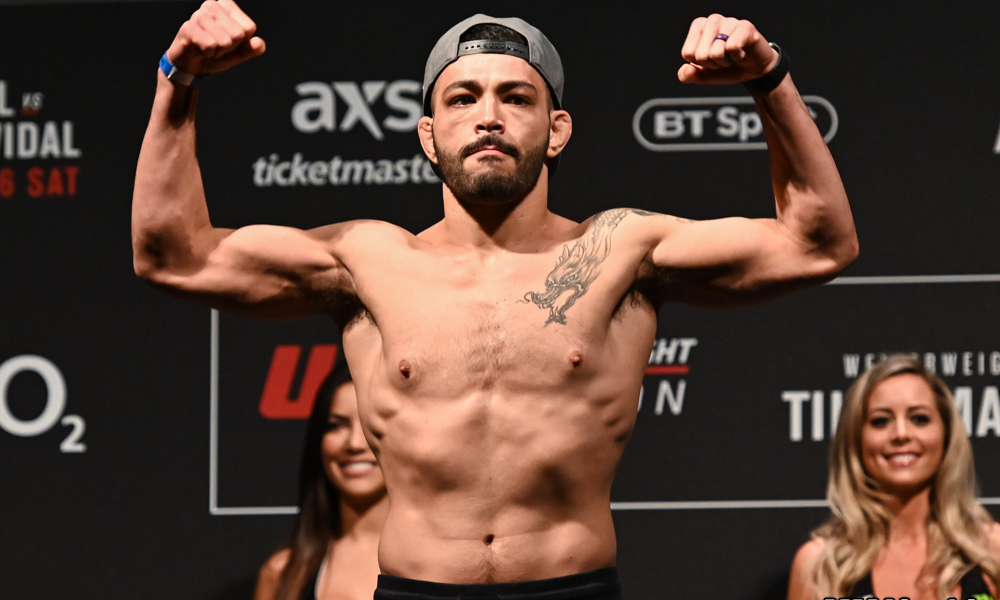 Rossz embernek adott vért a UFC harcosa