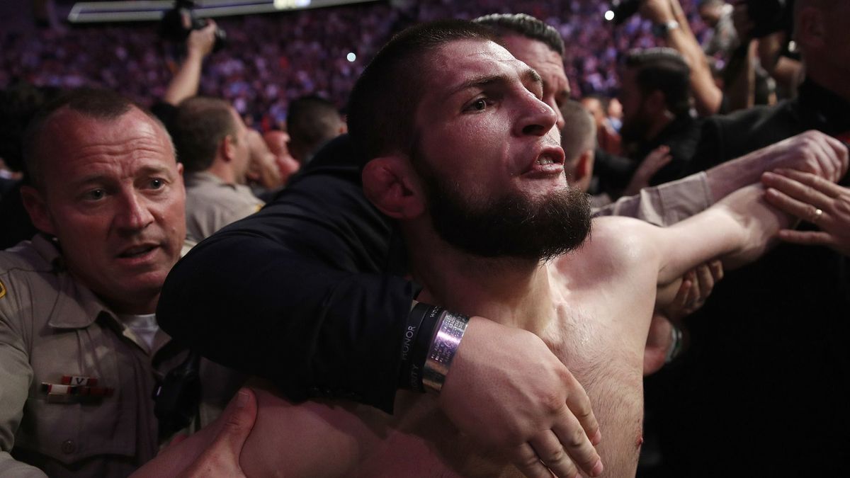 Súlyos büntetést kapott Nurmagomedov!
