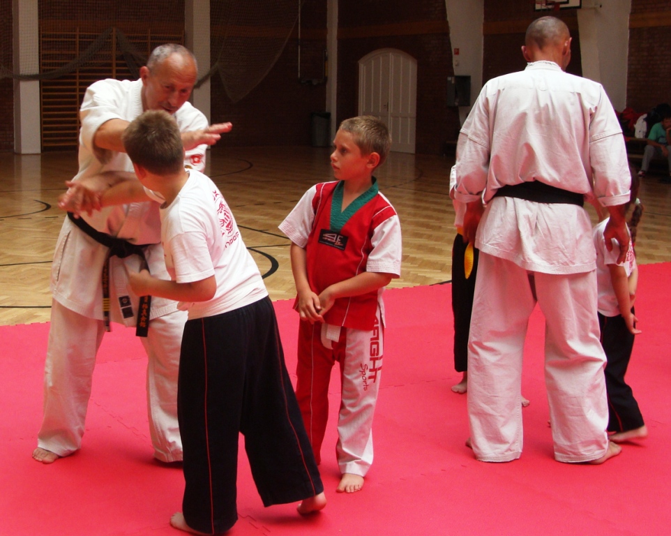 Shihan Gyarmati Imre V.DAN kyokushin karate edzése